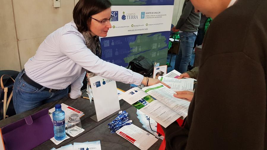 El Campus Terra de la USC presenta su oferta académica en el salón de orientación universitaria Unitour Oviedo