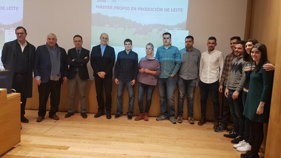 Os mestrados propios da USC no Campus Terra celebraron os seus actos de clausura