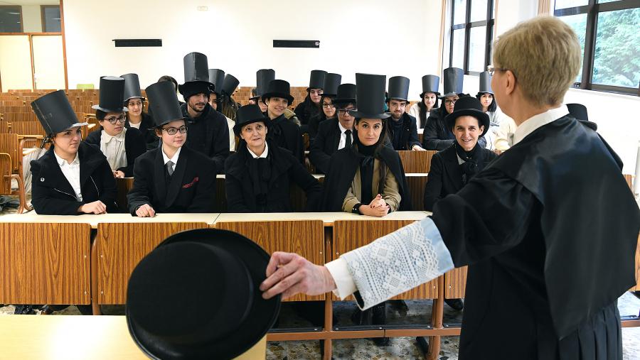 A Universidade traballa no desenvolvemento de diferentes iniciativas para homenaxear a esta xornalista ao longo de 2020. FOTO: Santi Alvite