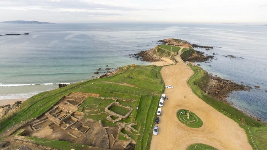 A necrópole da Lanzada, obxecto de numerosos estudos previos, demostra o seu gran peso para explicar o pasado galaicoromano. FOTO: Turismo das Rías Baixas