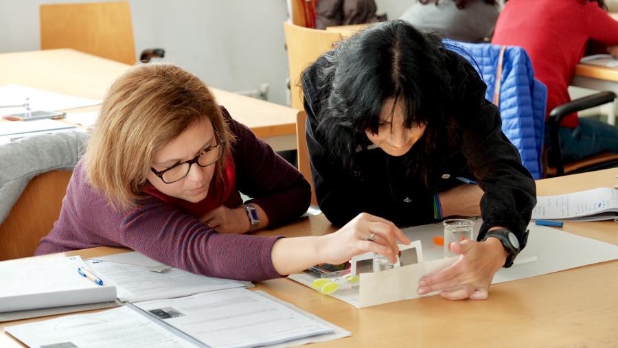 Docentes de Secundaria recibirán os kits XuvenCiencia e participarán en obradoiros prácticos. FOTO: XuvenCiencia
