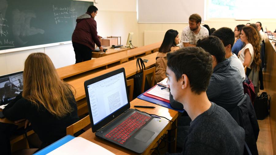 Aula da USC. FOTO: Santi Alvite