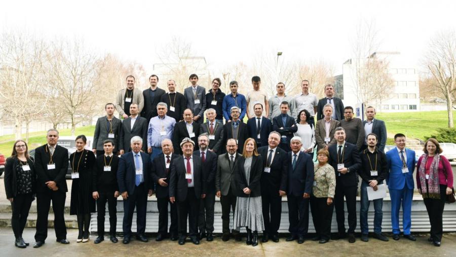Durante a xornada o reitor Antonio López Díaz, mantivo un encontro con catro reitores das universidades participantes coa finalidade de estreitar vínculos con estas institucións. FOTO: Santi Alvite