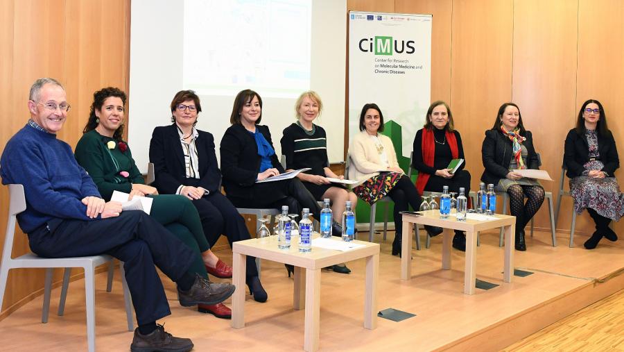 Mesa redonda Muller e Ciencia