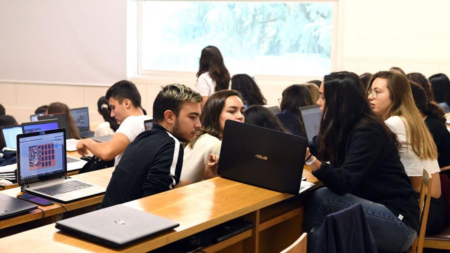 Os XVI Premios á calidade lingüística abranguen todas as titulacións da USC. FOTO: Santi Alvite