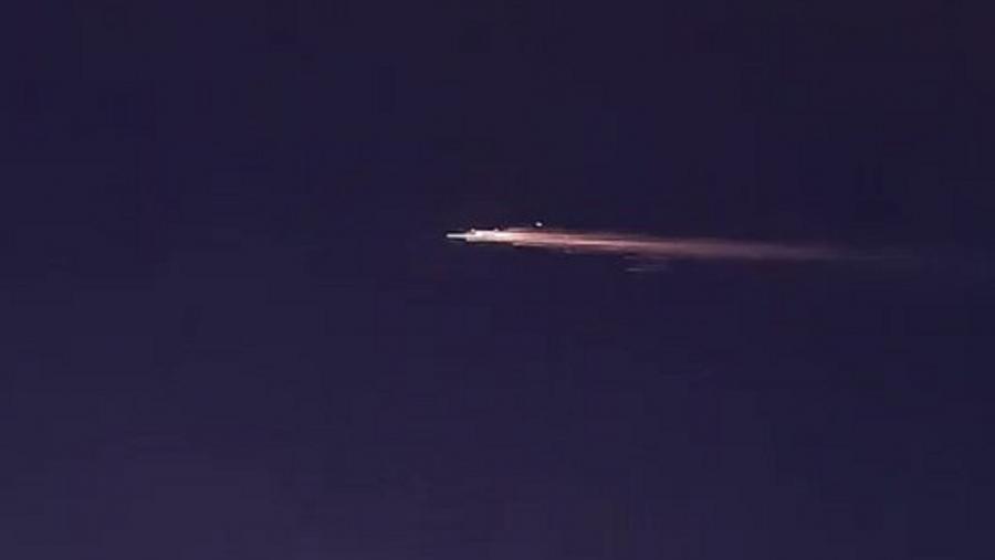 Imaxe da bola de lume ou refacho de luz captada no ceo desde  A Coruña