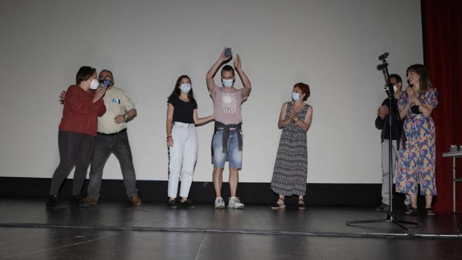 A curta 'Anhelo' recibe o premio do xurado no V Findecurta. Foto: Marcos Loopez