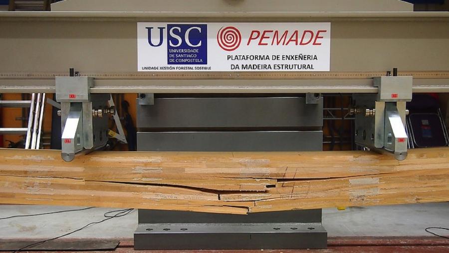 Laboratorio da Plataforma de Enxeñaría da Madeira Estrutural (Pemade) da USC