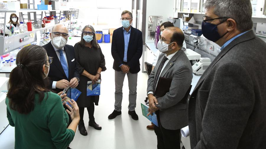 O director científico do centro, José Luis  Mascareñas, resaltou o potencial humano e técnico do CiQUS. FOTO: Santi Alvite