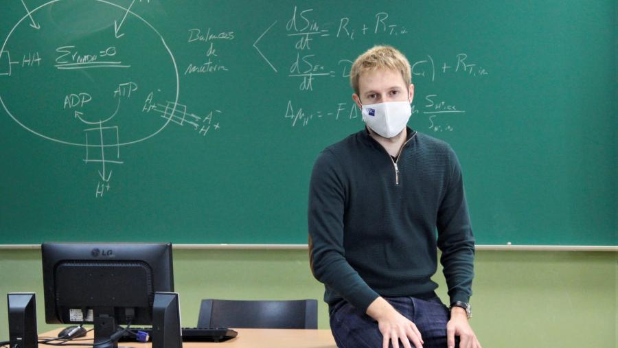 Alberte Regueira López centrouse na modelaxe matemática deste tipo de biorrefinerías que están chamadas a xogar un papel importante na economía verde