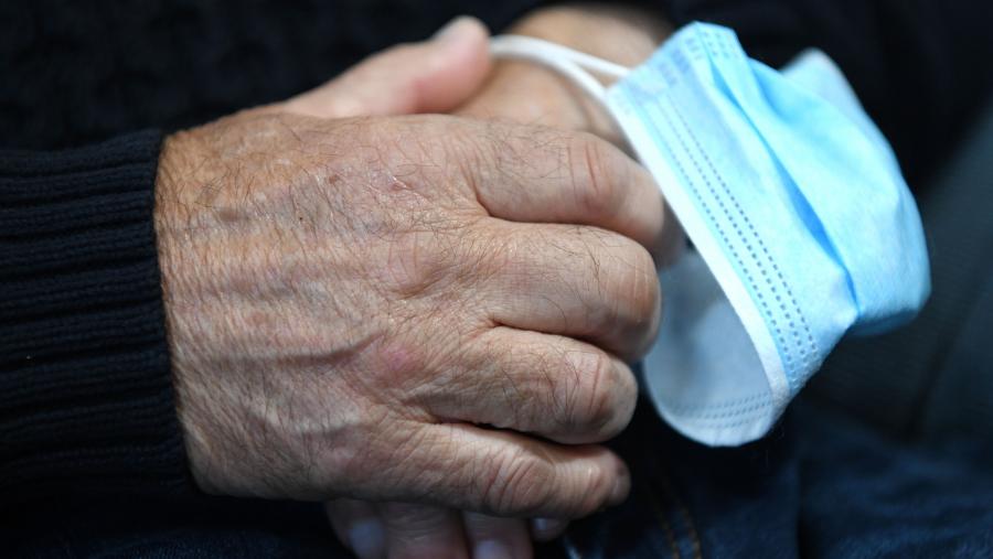 A finalidade do estudo, realizado entre os días 3 e 12 de novembro con 411 persoas, é detallar a realidade percibida pola poboación de maior idade en Galicia. FOTO: Santi Alvite