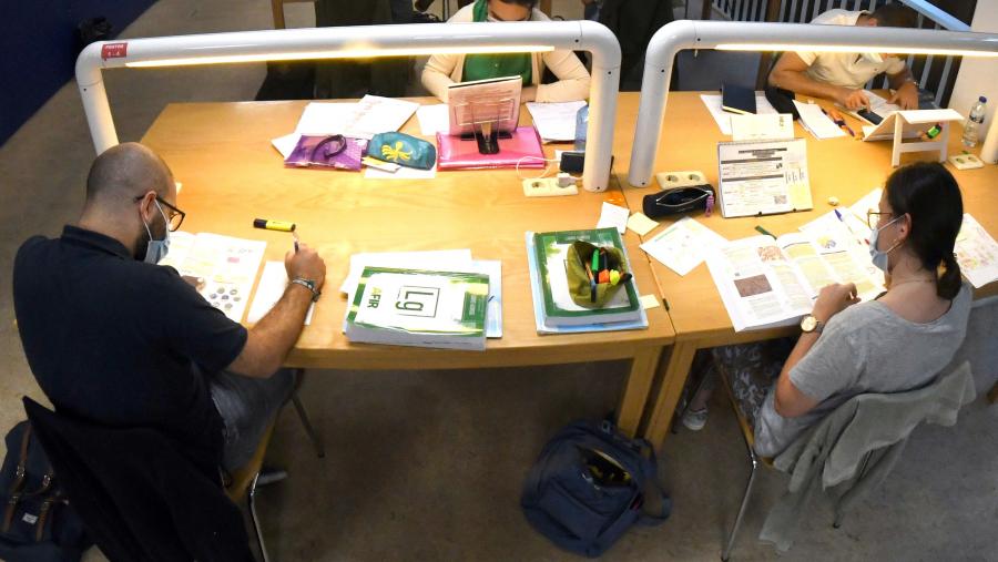 En concreto, ofertaranse 100 prazas adicionais na Sala de Estudo da Facultade de Dereito. FOTO: Santi Alvite