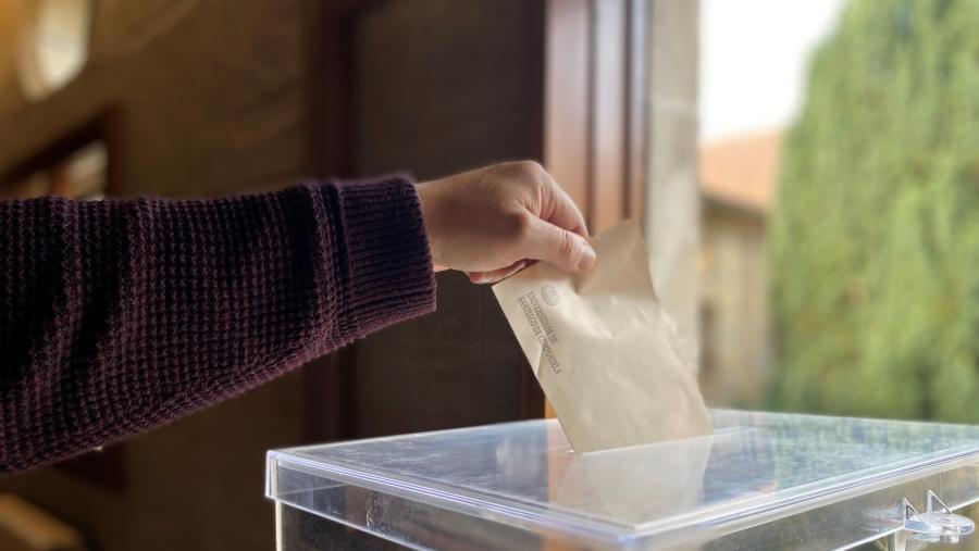 Un 8,66 % do alumnado votou para elixir os seus representantes no Claustro Universitario