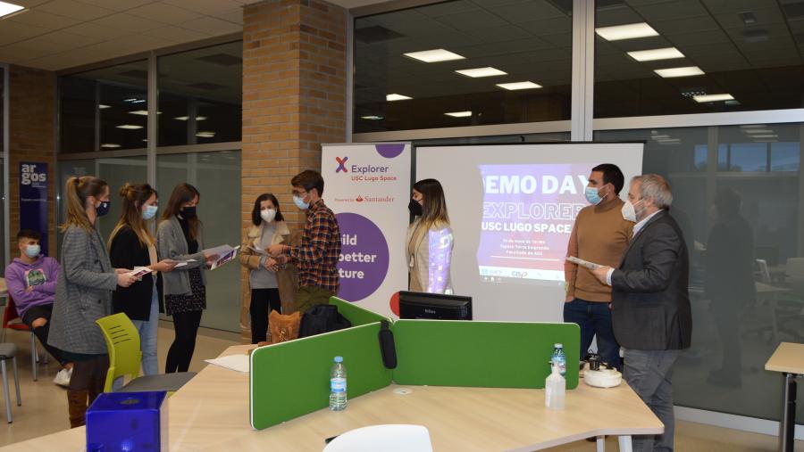 Os premios entregáronse este luns na Facultade de Administración e Dirección de Empresas