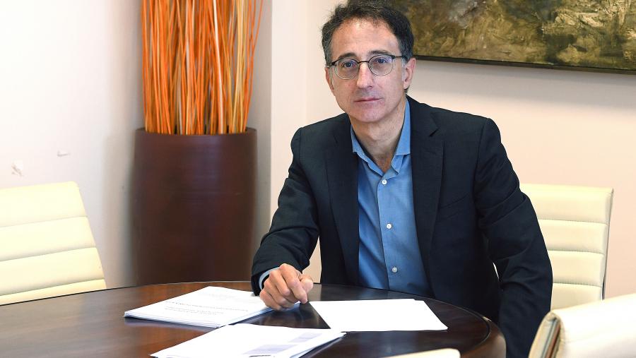 Ramón Ángel Bouzas Lorenzo (Boiro, 1967) é profesor titular do Departamento de Ciencia Política e Socioloxía. FOTO: Santi Alvite