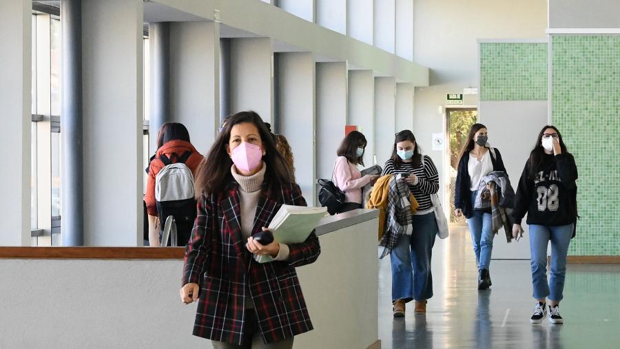 Ademais, publicarase información dos mestrados, formación de posgrao e actividades e servizos que ofrece a USC aos seus estudantes. FOTO: Santi Alvite 
