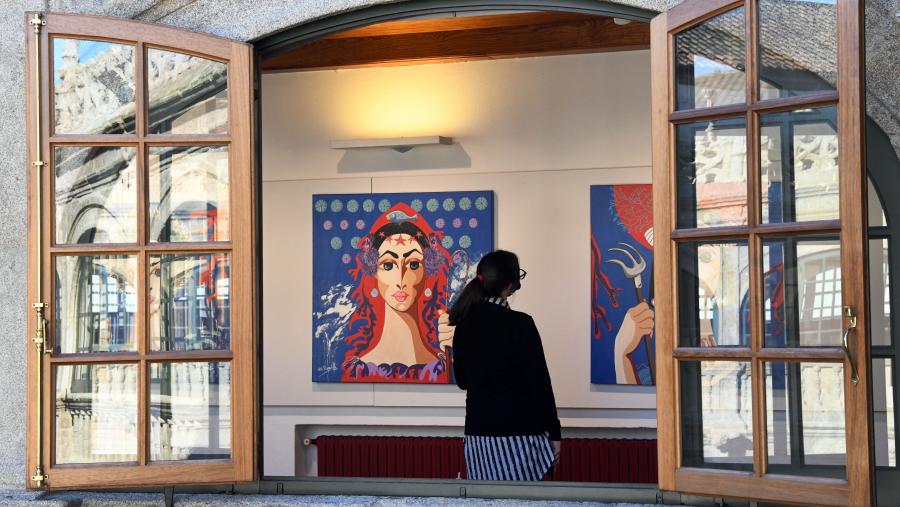 A exposición permanecerá aberta ao público ata o vindeiro 25 de marzo, de luns a venres,  de 11.00 a 14.00 horas e de 17.00 a 20.30 horas. FOTO: Santi Alvite