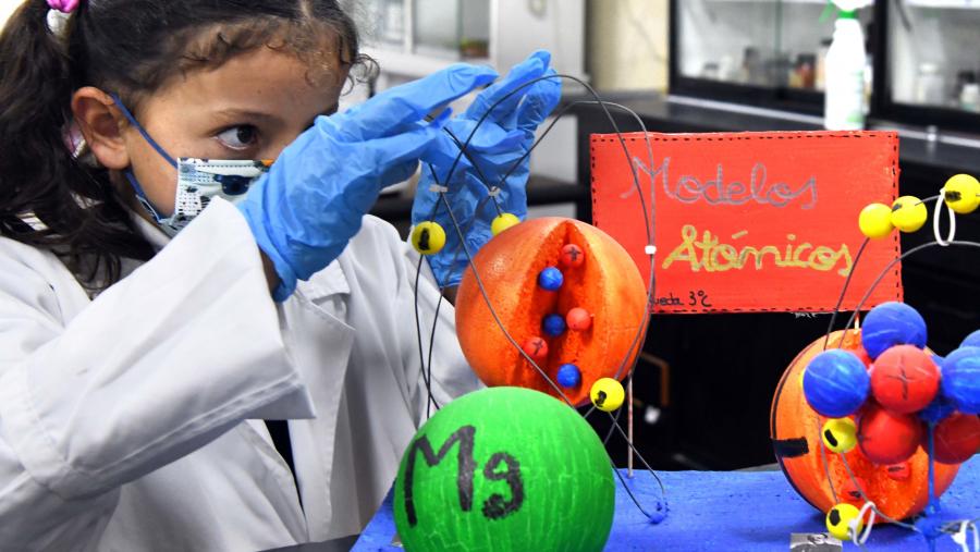 A USC promove ao longo da xornada deste venres 11F unha serie de actividades acordes cos principios deste día reivindicativo. FOTO: Santi Alvite