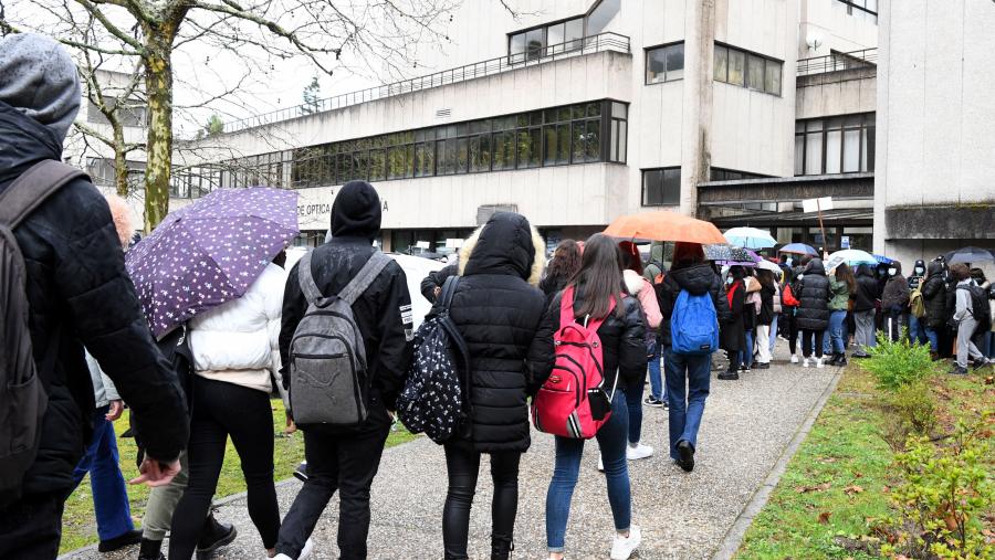En total, a USC conta con 2.064 estudantes inscritos nesta iniciativa e procedentes de 43 centros de ensino medio de toda Galicia. FOTO: Santi Alvite