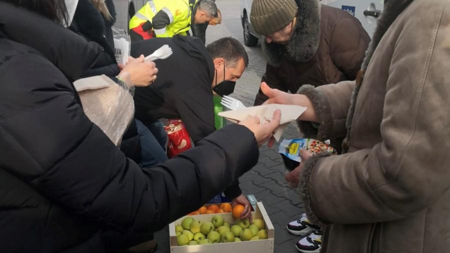 A expedición entregou máis de cinco toneladas de material humanitario