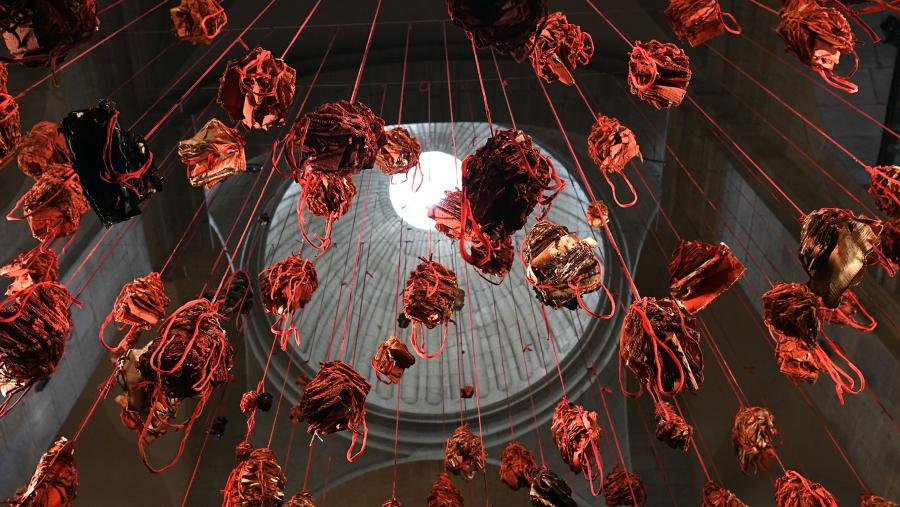 Detalle da mostra 'O Silencio de Deus'. FOTO: Santi Alvite