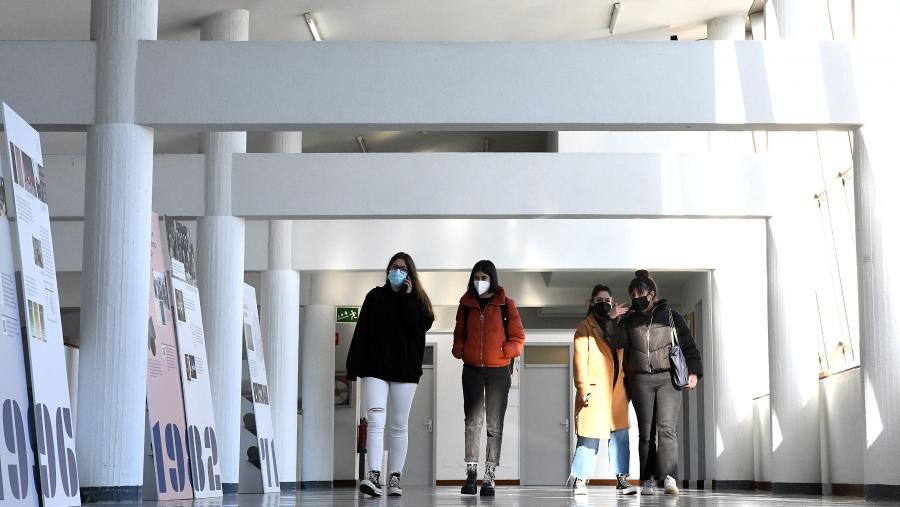 No marco desta iniciativa, celébrase o Día do Libro que ten lugar este sábado 23 e que o centro conmemora na semana vindeira. FOTO: Santi Alvite