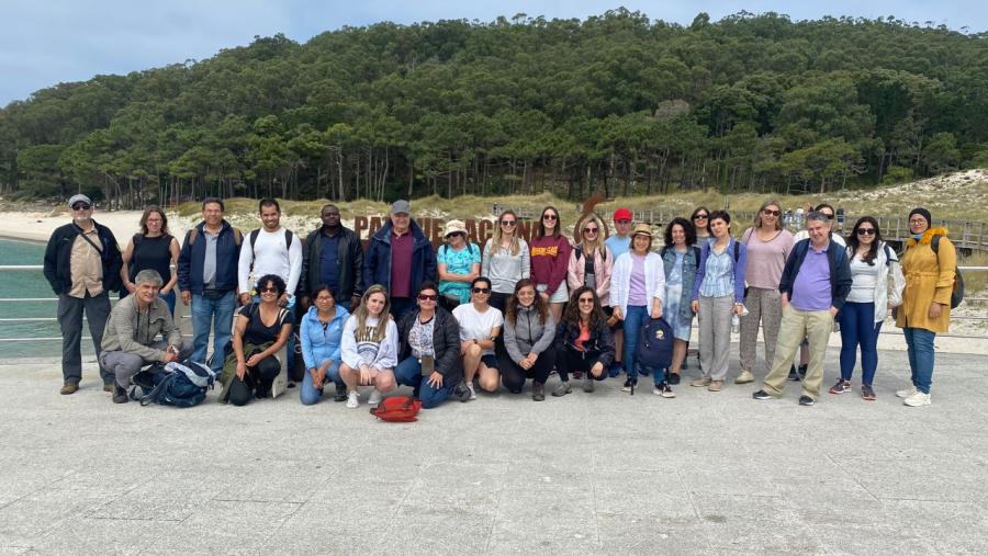Participantes nas xornadas da delegación territorial da SECS, no Parque das Illas Atlánticas
