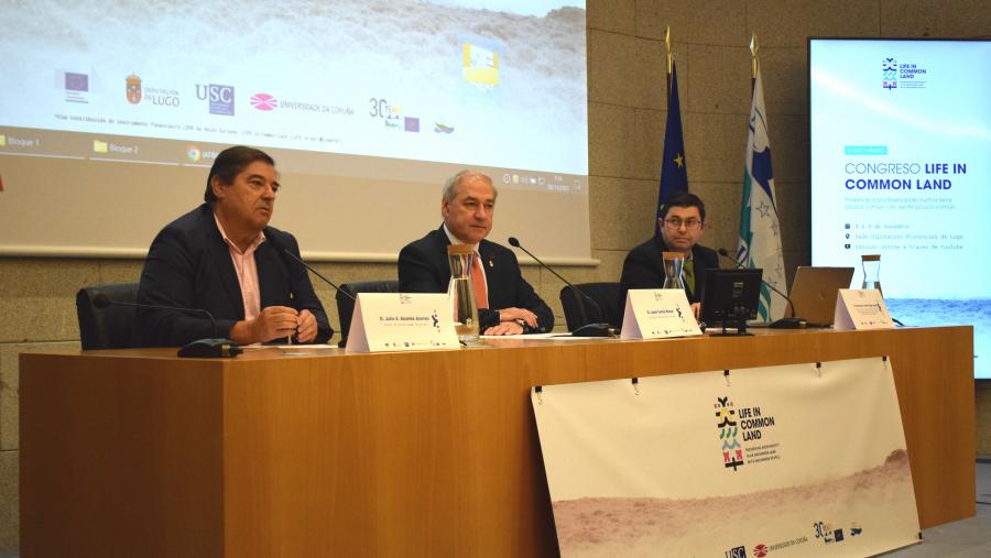 Julio Abalde, José Tomé e Francisco Fraga, na apertura do congreso final do life In Common Land