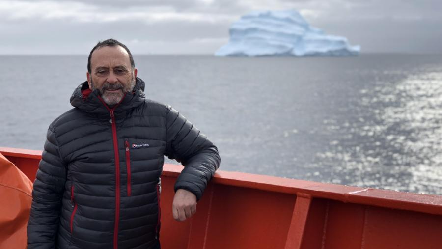 Augusto Pérez Alberti visitará de novo a Antártida, desta volta como doutorando e ao abeiro do proxecto de investigación PARANTAR