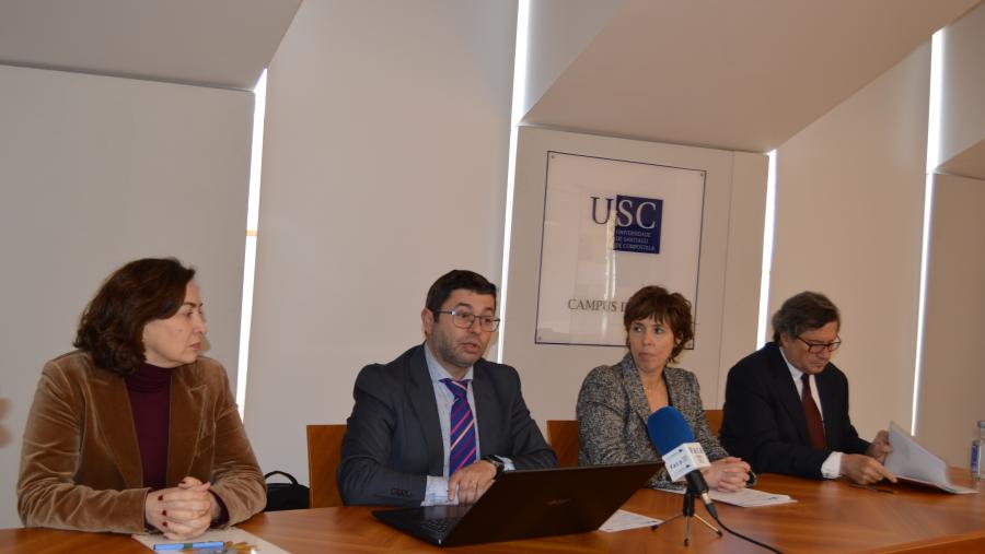 Carmen Lence, Francisco Fraga, Carlota López e Marius Rubiralta, trala reunión do xurado do Premio Aresa