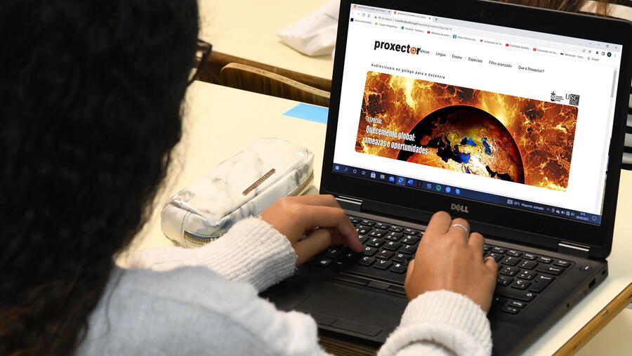 A USC puxo a andar en 2015 unha iniciativa para compilar recursos educativos en galego. FOTO: Santi Alvite