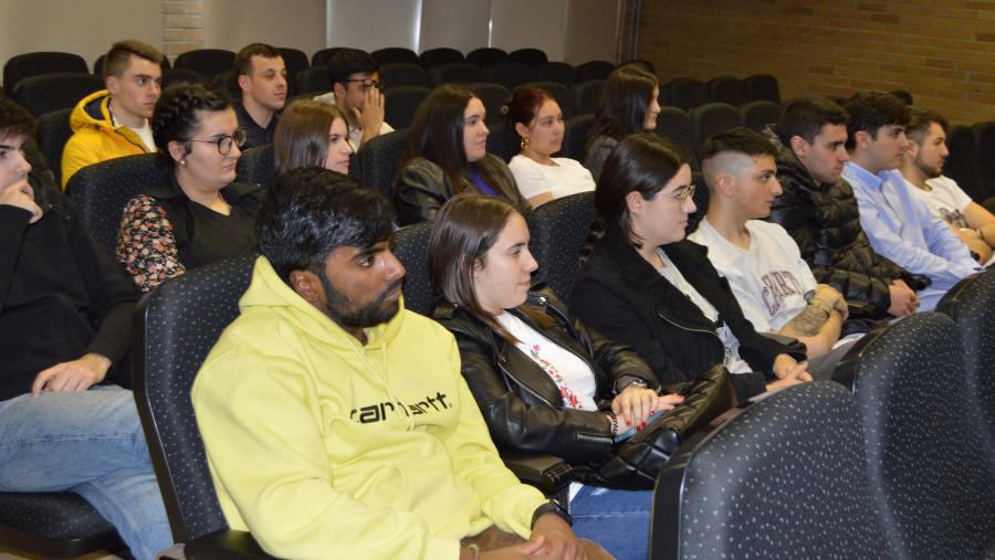 Alumnado da Facultade de Administración e Dirección de Empresas da USC