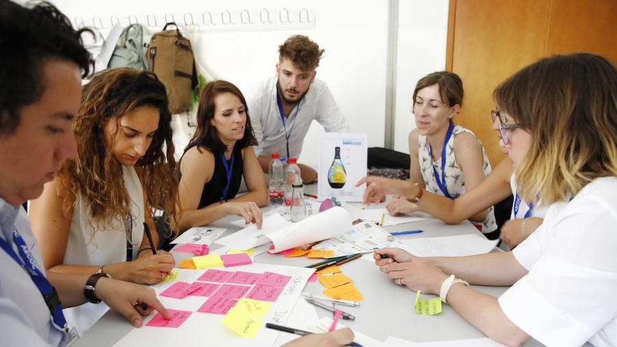 O evento conta con sesións plenarias e obradoiros prácticos