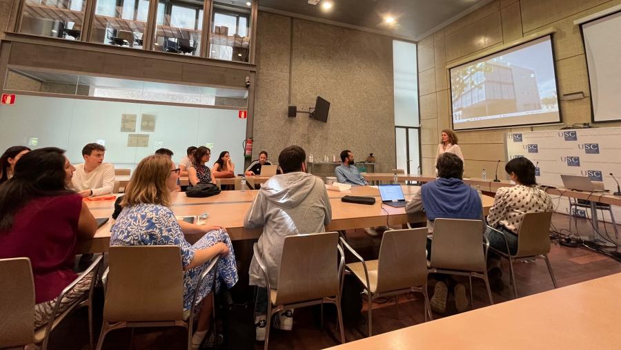 Isabel Neira durante unha das sesións 