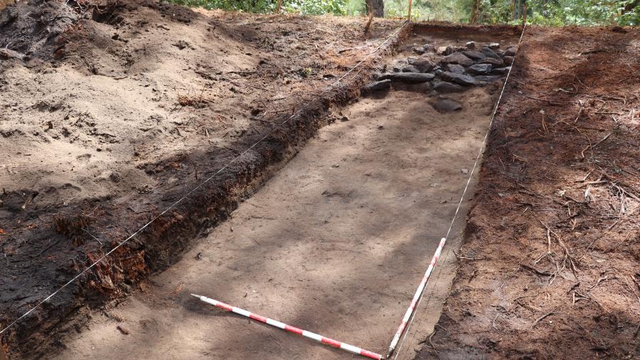 Fotografía da sondaxe realizada no Castrillón de Adai