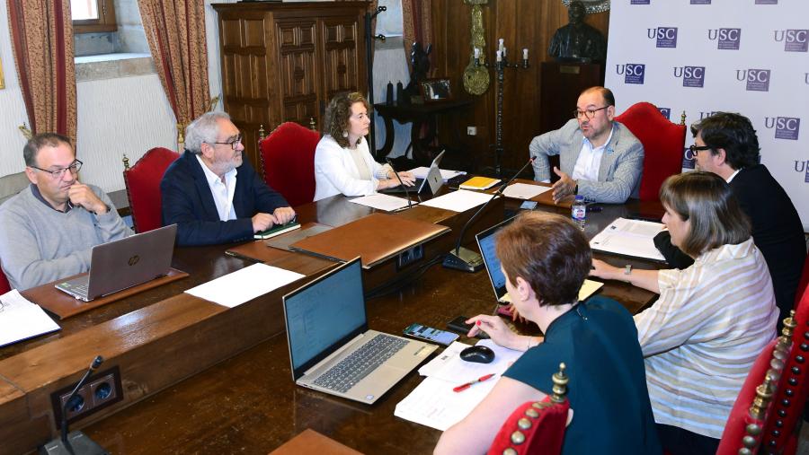 A xuntanza desenvolveuse no Colexio de San Xerome. FOTO: Santi Alvite