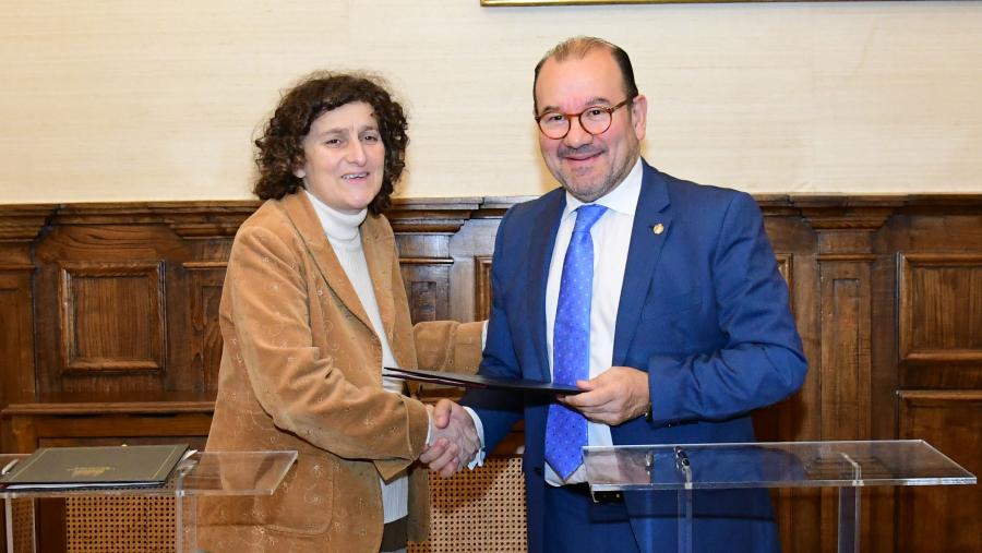 Goretti Sanmartín e Antonio López durante a sinatura do Protocolo. FOTO: Santi Alvite