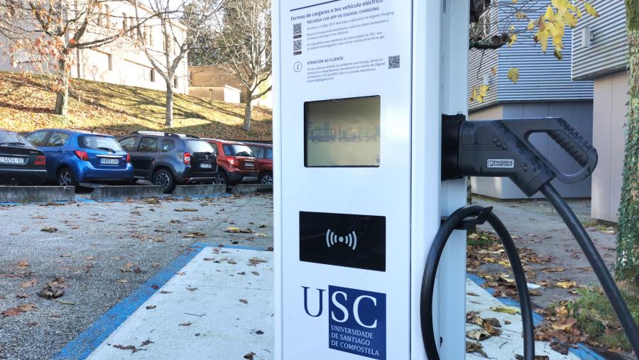 As persoas que queiran beneficiarse deste servizo só teñen que descargar a aplicación para dispositivos móbiles, dispoñible tanto para Android como para iOS. FOTO: Santi Alvite