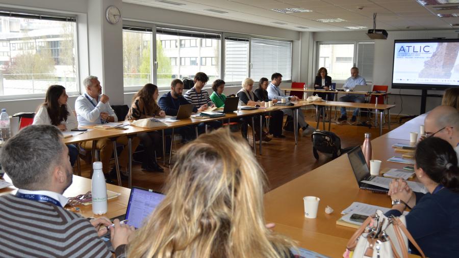 Participantes na sesión do proxecto ATLIC celebrada en Lugo