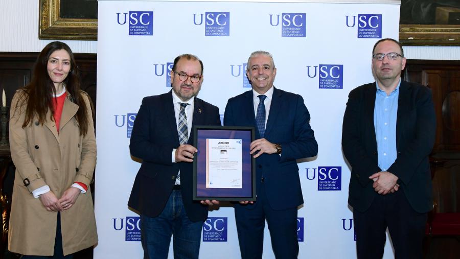 De esquerda a dereita, Pilar Martínez, Antonio López, Martín Pita e Gumersindo Feijoo. Foto: Santi Alvite