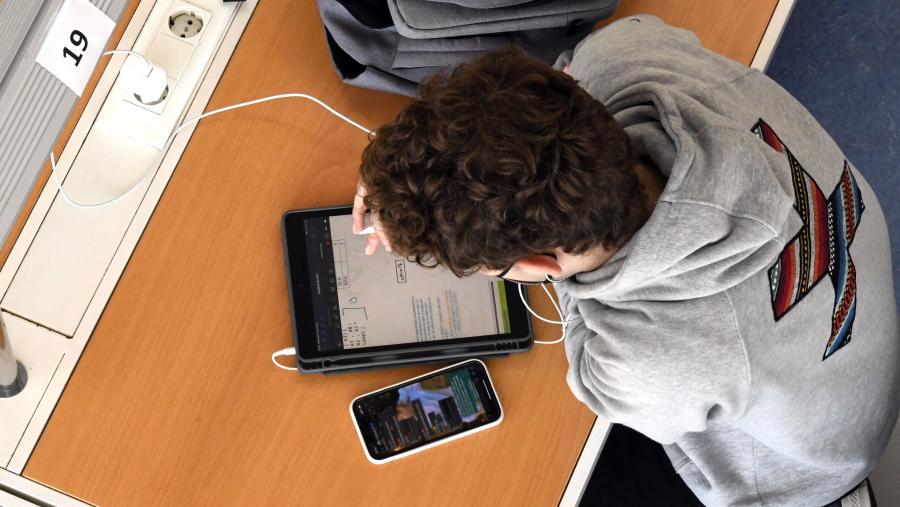 Esta convocatoria pretende asesorar, formar e impulsar a mocidade cara a inserción laboral. Foto: Santi Alvite