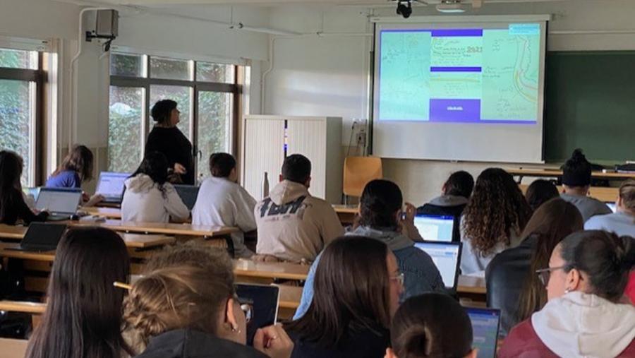 Parte das persoas asistentes á primeira das xornadas