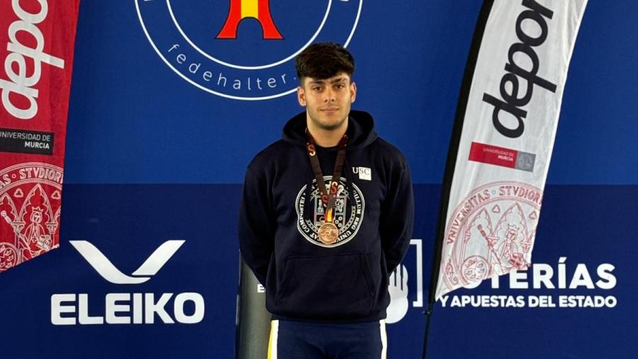 David Rodríguez Carballo, bronce en halterofilia
