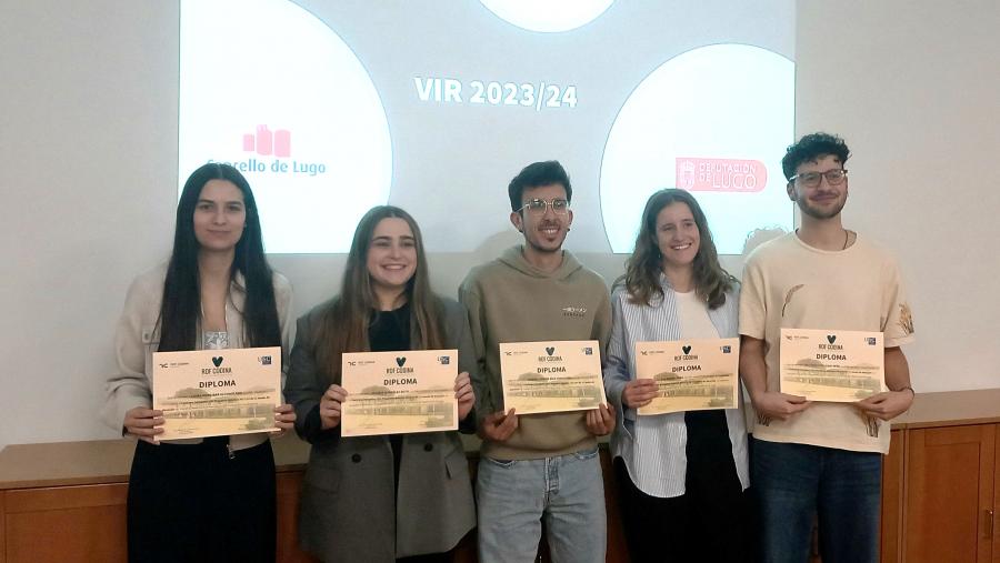 Estudantado que rematou o programa VIR