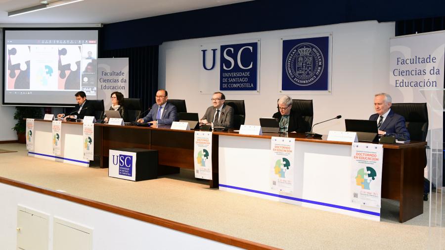 O simposio inaugurouno o reitor Antonio López. Foto: Santi Alvite