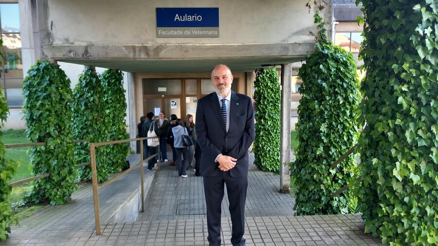 O profesor Fernández Rodríguez é decano da Facultade de Veterinaria da USC dende 2020