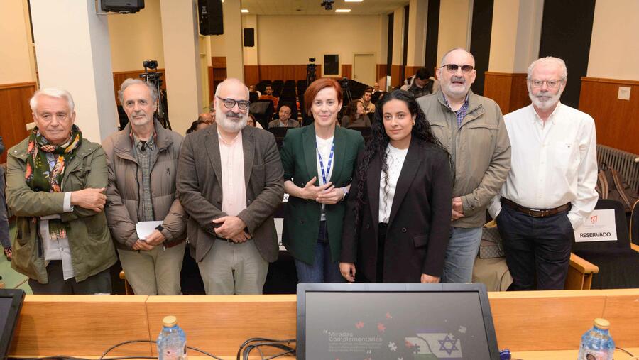 Ghaleb Jaber Ibrahim, esquerda, García Soto, De Donato, Murias, Sara Ashour, Losada e Núñez. FOTO: Fundación Araguaney