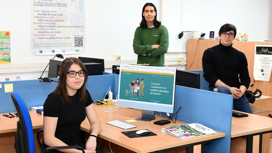 Xiana Carrera Alonso, esquerda, Pablo Díaz Viñambres e Pablo Landrove Pérez-Gorgoroso. FOTO: Santi Alvite