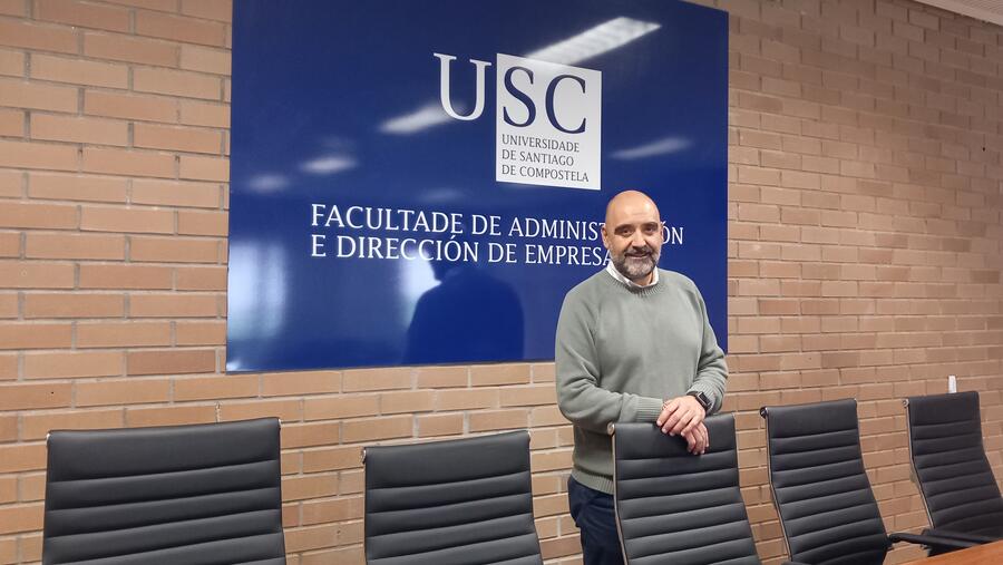 Roberto Bande é decano de ADE 