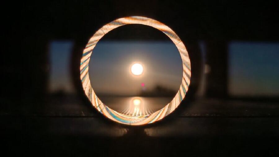 ‘Corona solar’, de Carlos López Martínez, foi a imaxe premiada na categoría de Fotografía